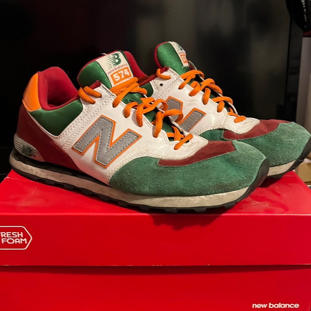New Balance 574 “7-Eleven”
